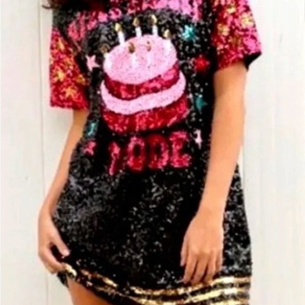 SIMPLY SOUTHERN Birthday Mode Sequin t-shirt Dress Small / Medium